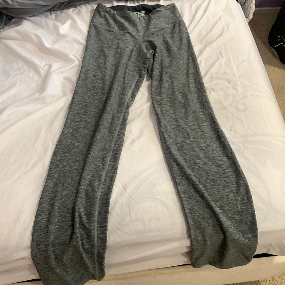 New Balance grey yoga pants / leggings